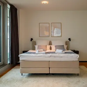 Apartment Come2stay Hafencity - Marco Polo Tower, Hamburg