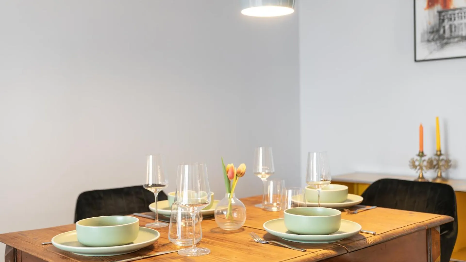 Cls Zentrale City-Wohnung In Hamburg Mit E-Laden Und Tiefgarage, Klimaanlage, Wlan, Grosser Balkon, Blick Ueber Hamburg, Parkplatz, Cafe Im Haus, Bushaltestelle Direkt Gegenueber, Flex Check In Apartment